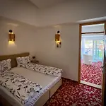 Mahala - Boutique Near Old Town 招待所 塞拉耶佛