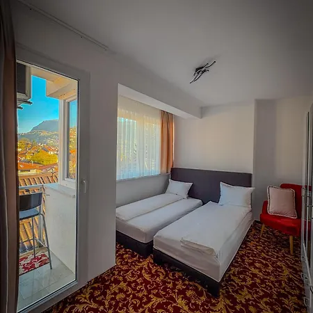 ゲストハウス Mahala - Boutique Near Old Town サラエヴォ