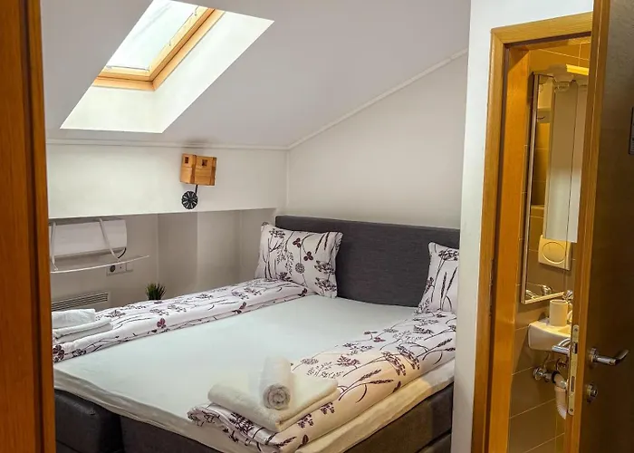 Mahala - Boutique Near Old Town